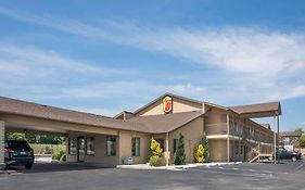 Hill Country Inn And Suite